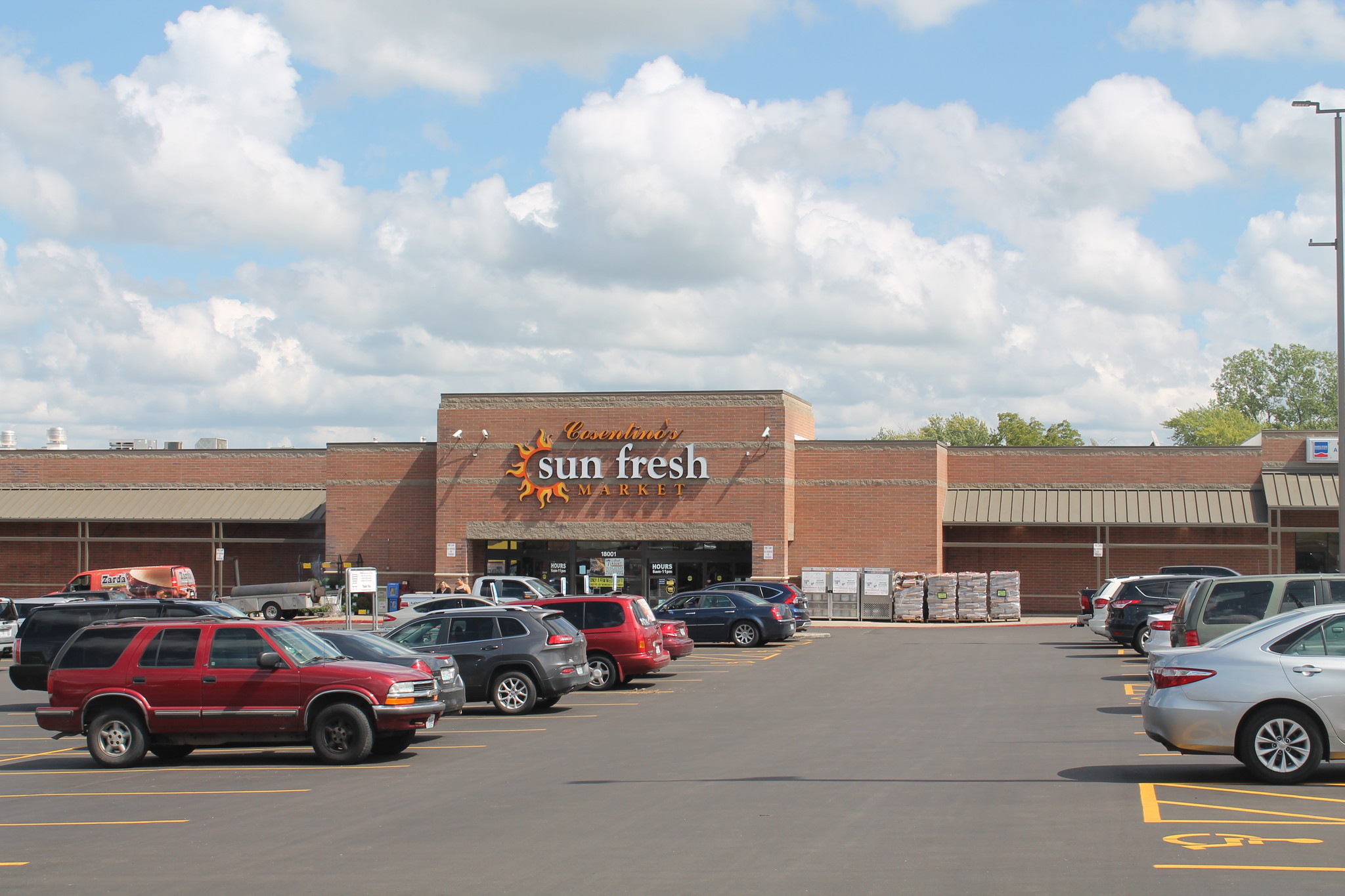 18001 E US Highway 24, Independence, MO for lease Building Photo- Image 1 of 4