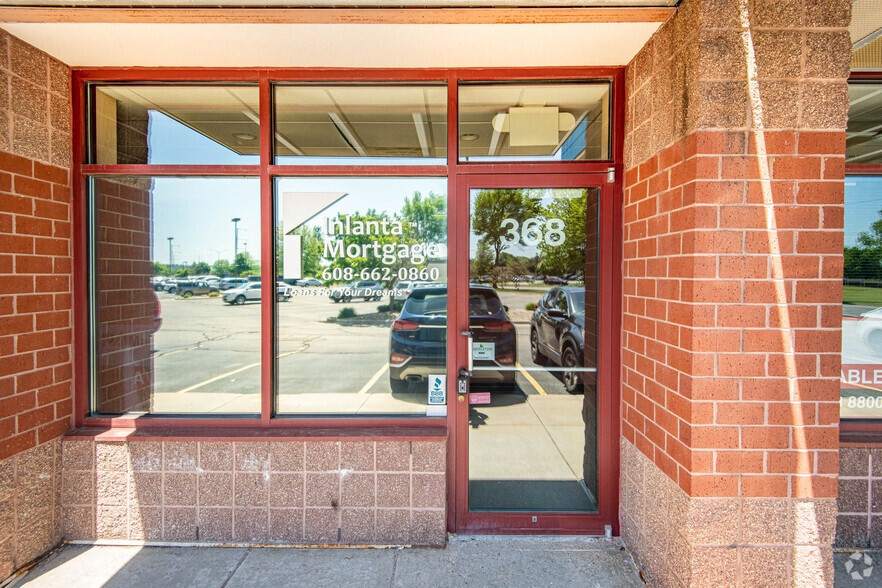 302-376 Junction Rd, Madison, WI for lease - Primary Photo - Image 1 of 7