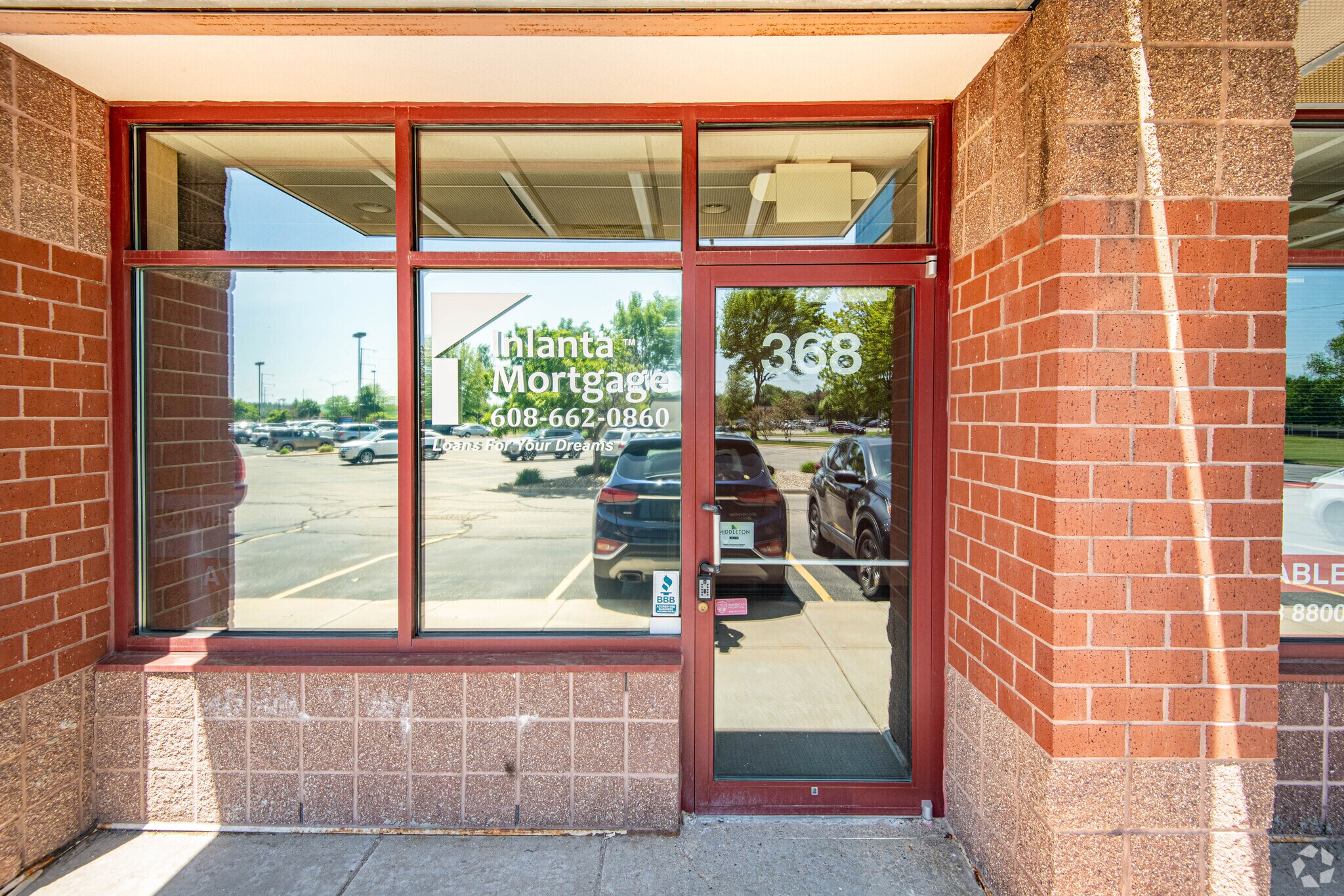 302-376 Junction Rd, Madison, WI for lease Primary Photo- Image 1 of 8