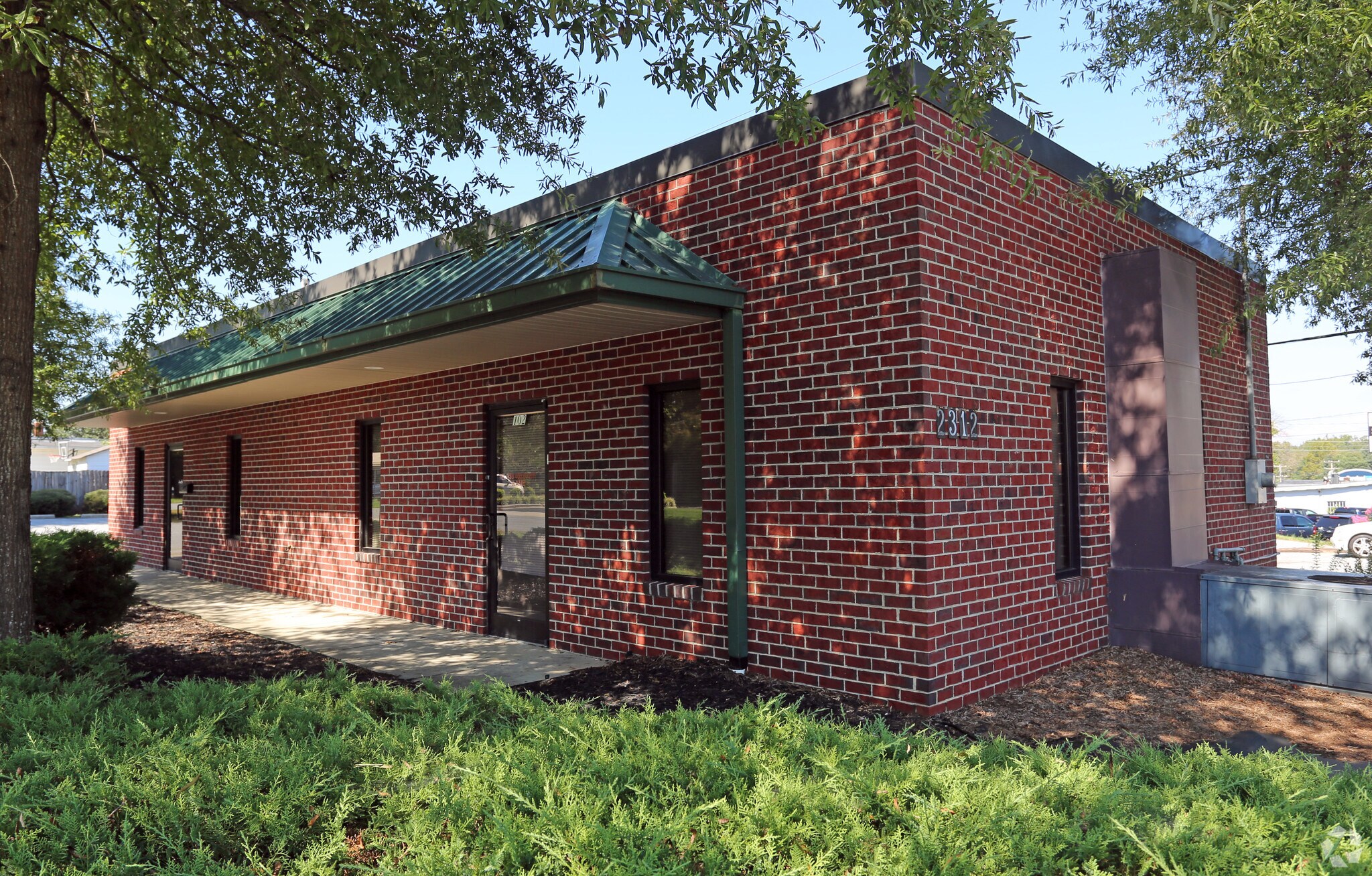 2312 S Main St, High Point, NC for lease Primary Photo- Image 1 of 6