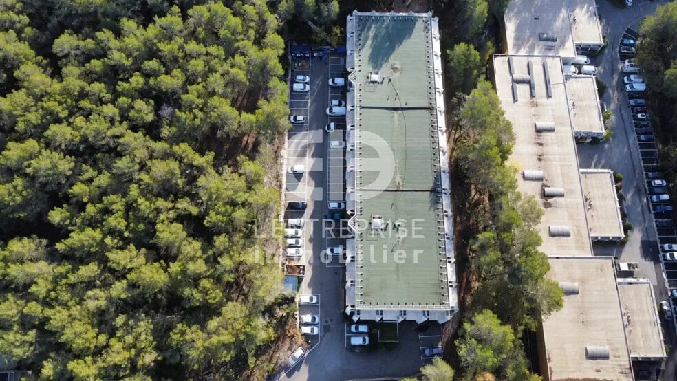 Office in Valbonne for lease - Building Photo - Image 3 of 32