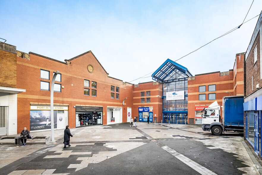 Mercer Walk, Ellesmere Port for lease - Building Photo - Image 2 of 3