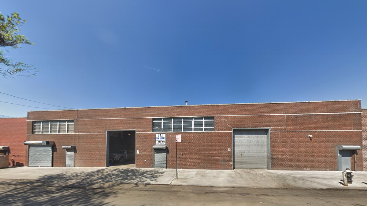 327 Manida St, Bronx, NY for sale Primary Photo- Image 1 of 1