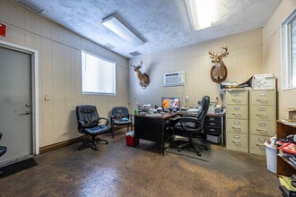 3710-3719 E Us-90, Lake City, FL for lease Interior Photo- Image 2 of 46