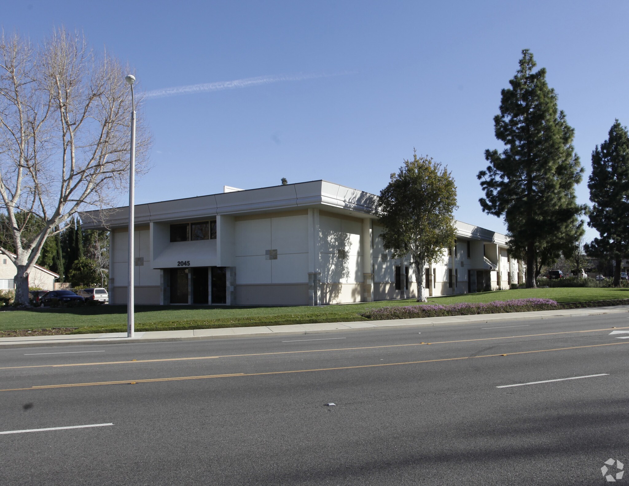 2045 Royal Ave, Simi Valley, CA 93065 Royal Medical Plaza