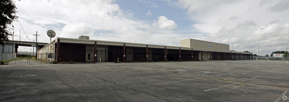 4700 Old Gentilly Rd, New Orleans, LA for sale - Primary Photo - Image 1 of 1