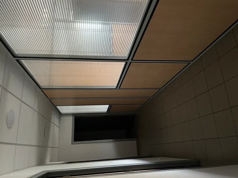 Rue Dury, Leforest for lease - Interior Photo - Image 2 of 4