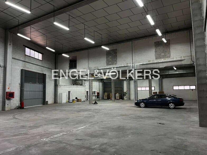 Industrial in Sabadell, Barcelona for sale - Interior Photo - Image 3 of 8