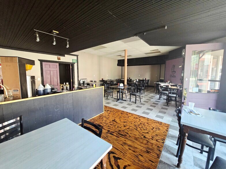 401 Main St, Tarkio, MO for sale - Building Photo - Image 2 of 26