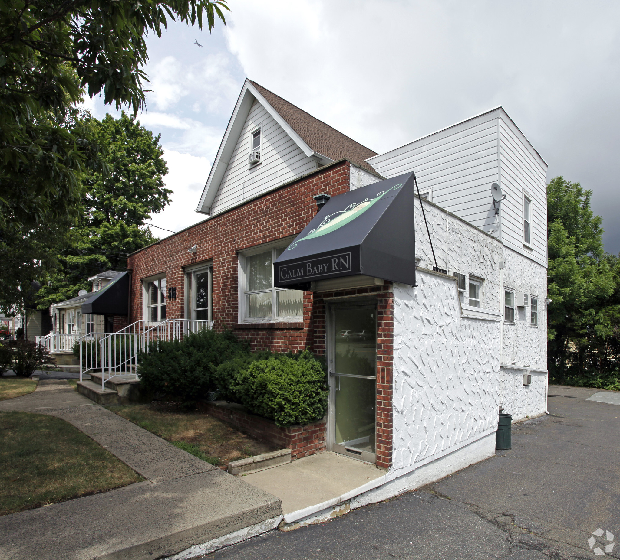 516 Pleasant Valley Way, West Orange, NJ for sale Primary Photo- Image 1 of 1