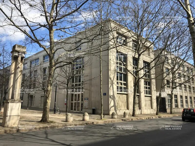 Office in Montpellier for lease Building Photo- Image 1 of 11
