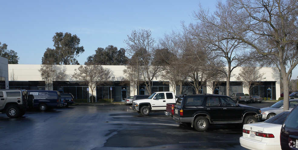 488 Lindbergh Ave, Livermore, CA for lease - Primary Photo - Image 1 of 3