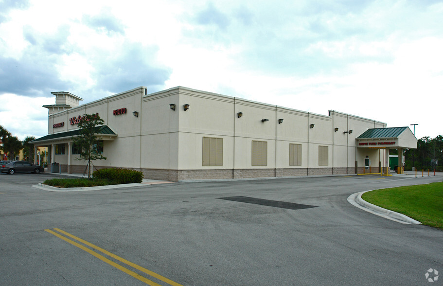 4420 NW Federal Hwy, Jensen Beach, FL for sale - Building Photo - Image 2 of 2