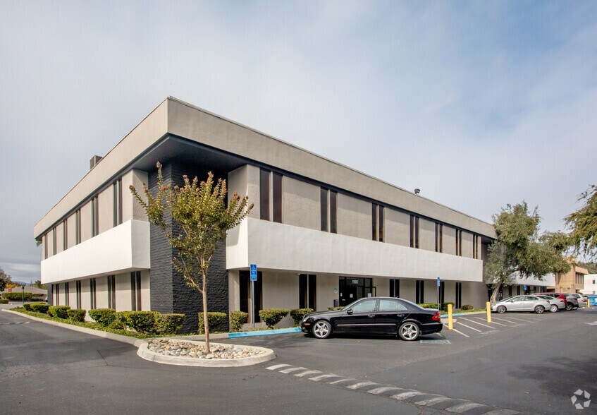 1190 S Ave, San Jose, CA 95128 Commerce Center