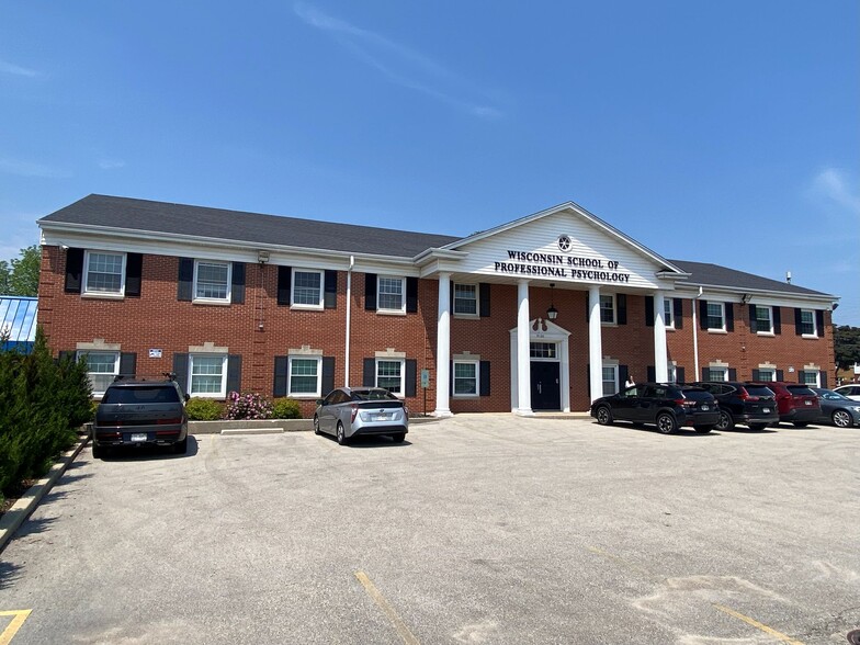 9120 W Hampton Ave, Milwaukee, WI for sale - Building Photo - Image 1 of 3