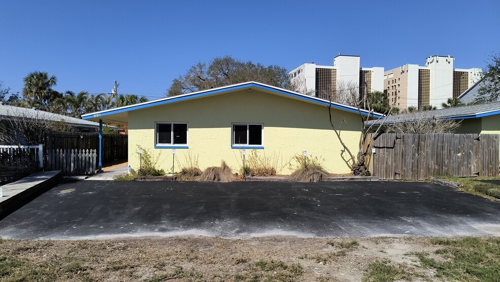 820 1st St, Indian Rocks Beach, FL for sale - Building Photo - Image 2 of 2