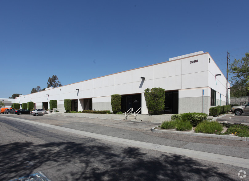 2380 Shasta Way, Simi Valley, CA for lease - Primary Photo - Image 1 of 10