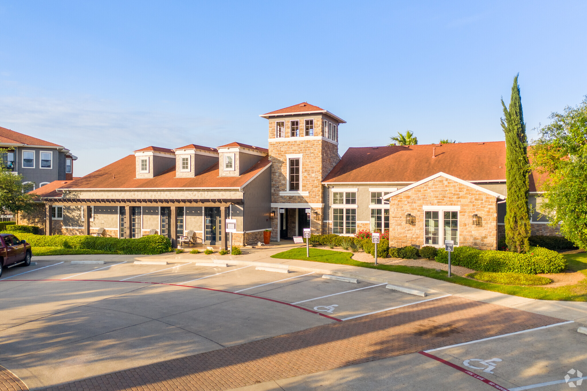 401 Teravista Pky, Round Rock, TX for sale Primary Photo- Image 1 of 1