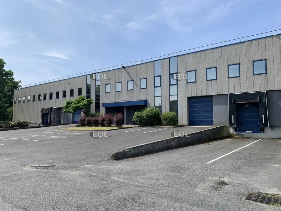 Industrial in Herblay-sur-Seine for lease Building Photo- Image 1 of 23