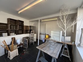 76 High St, Fareham for lease Interior Photo- Image 2 of 8