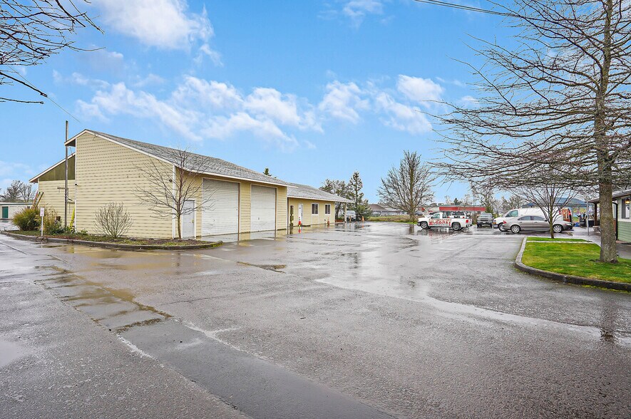 606 Queen Ave SW, Albany, OR for sale - Building Photo - Image 1 of 1