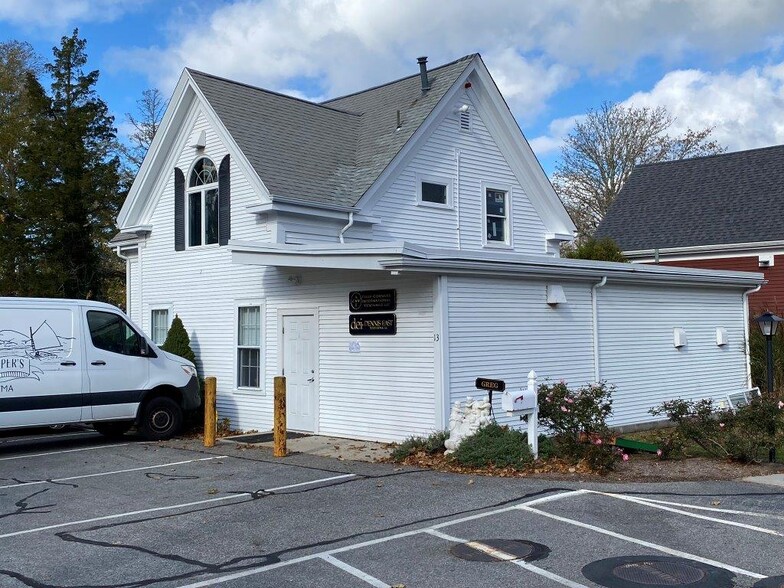 1-13 Willow St, Yarmouth Port, MA for lease - Building Photo - Image 2 of 21