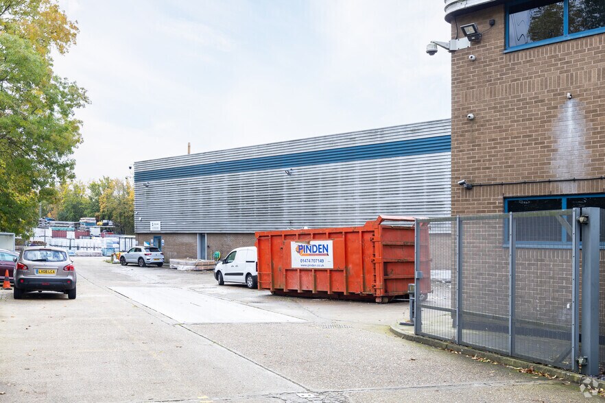 London Rd, Swanley for sale - Building Photo - Image 3 of 4