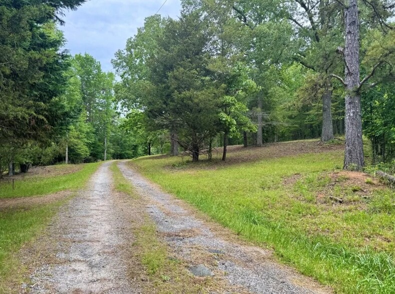 154 Farmers Hill Rd, Liberty, SC for sale - Building Photo - Image 2 of 29