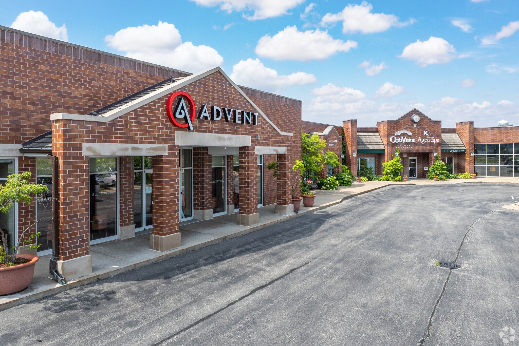 213-259 S Nicolet Rd, Appleton, WI for lease Building Photo- Image 1 of 11