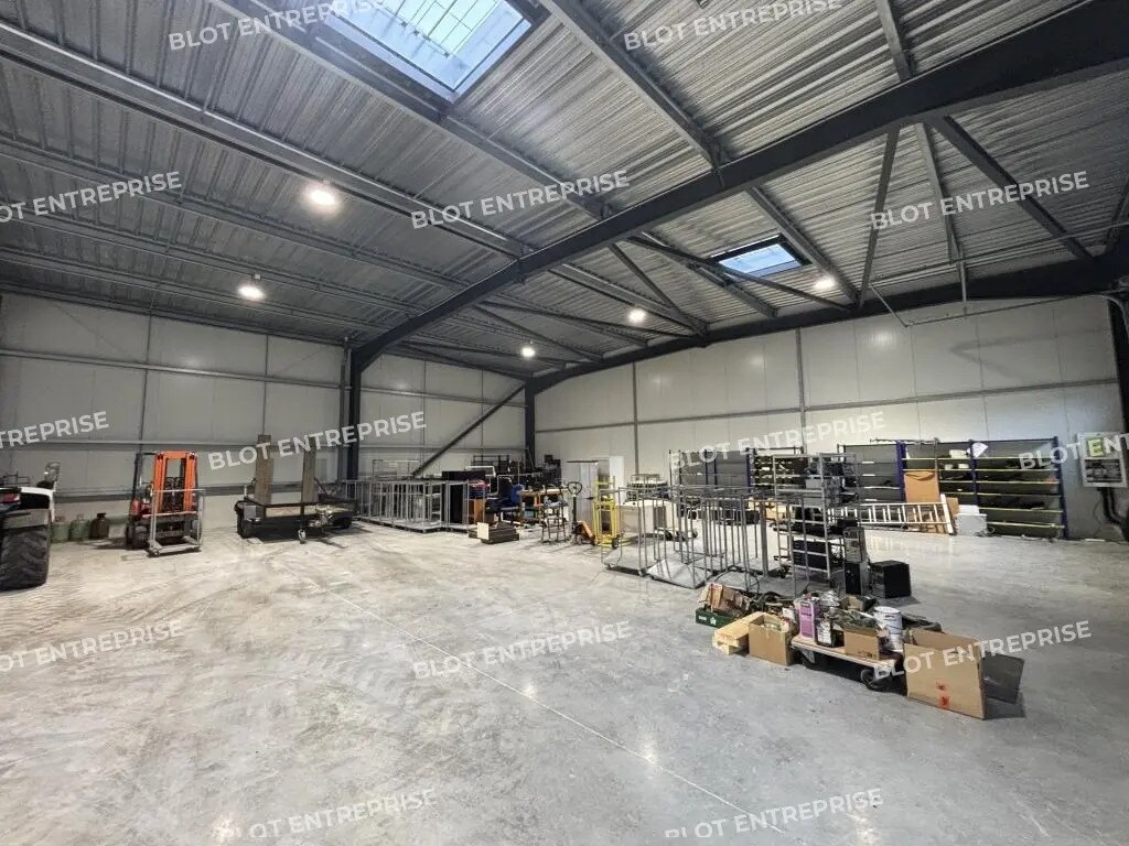 Flex in Kervignac for lease Building Photo- Image 1 of 6