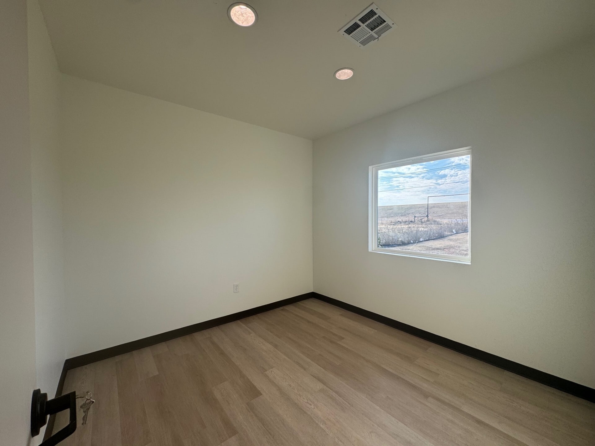 0 Sara Road, Mustang, OK for lease Interior Photo- Image 1 of 5