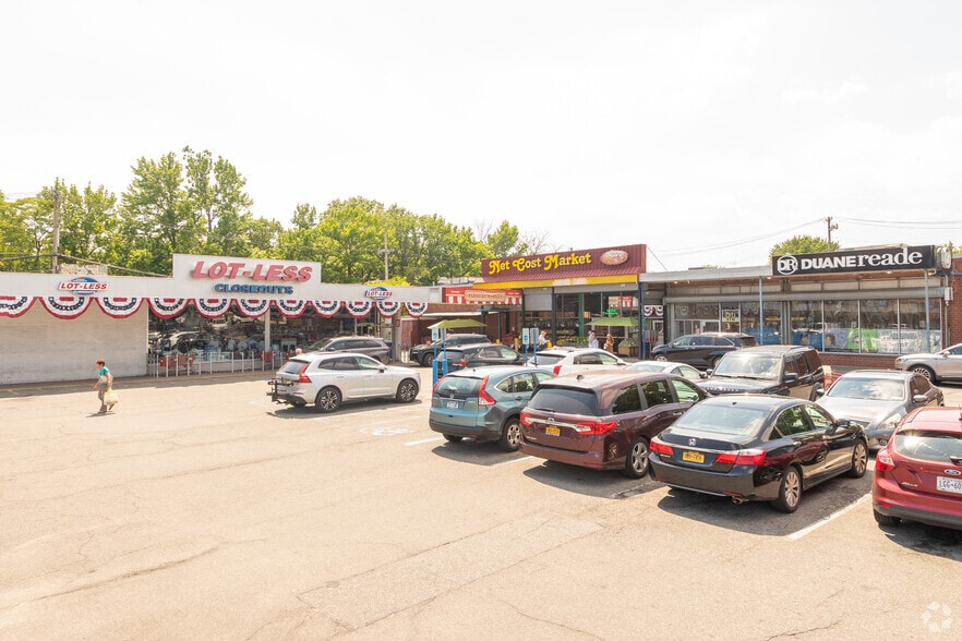 3155-3161 Amboy Rd, Staten Island, NY for lease - Primary Photo - Image 1 of 6