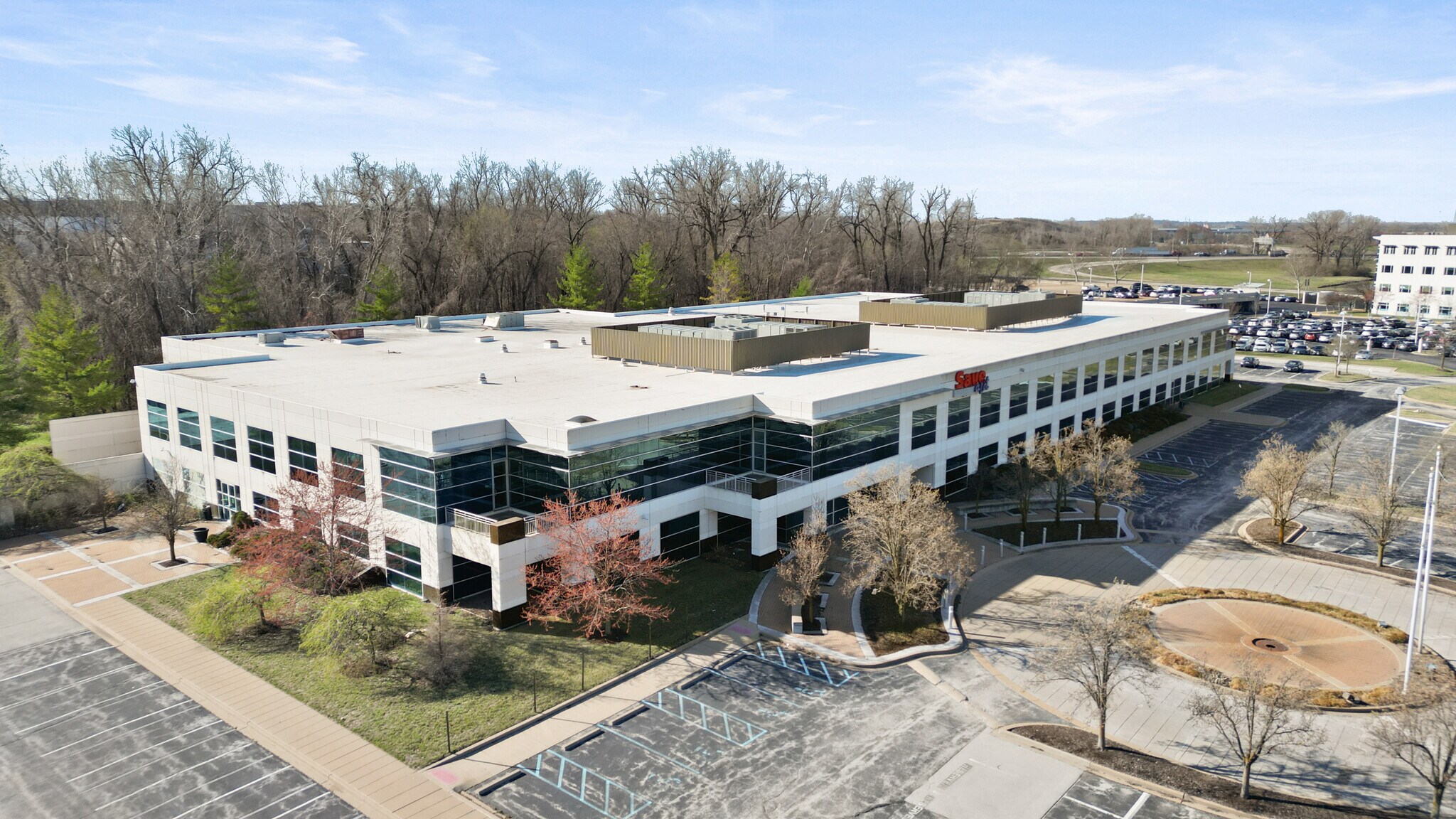 100 Corporate Office Dr, Earth City, MO for sale Primary Photo- Image 1 of 1