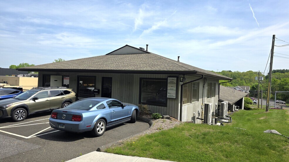 1270-1278 Main St, Watertown, CT for lease - Building Photo - Image 1 of 3