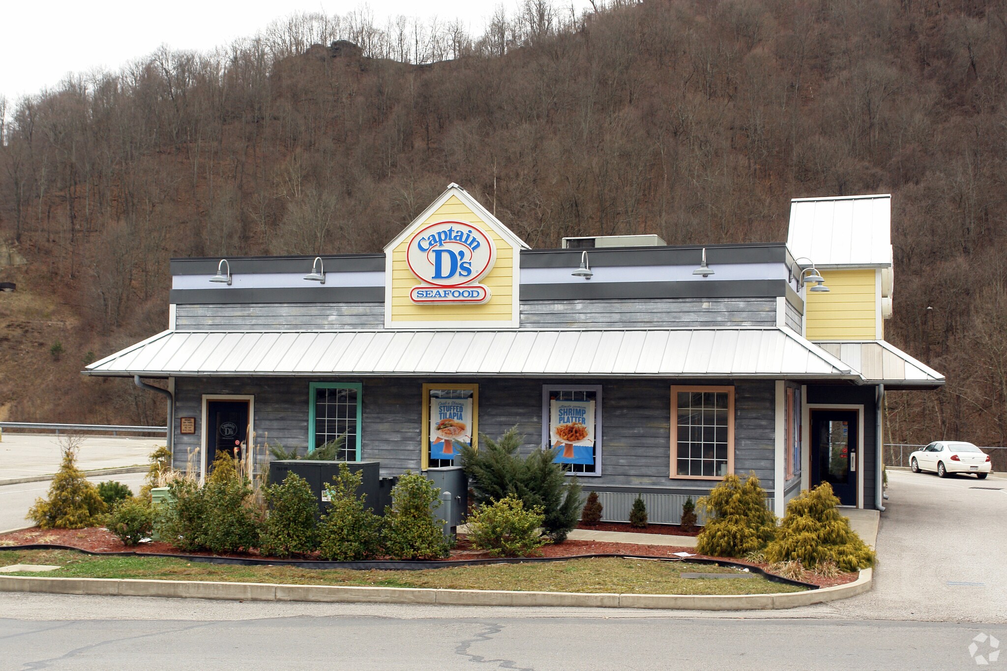 7577 Norman Blvd, Logan, WV 25601 Fountain Place