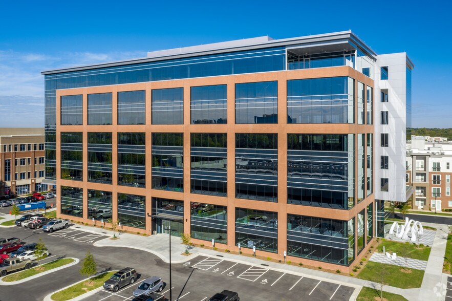 3540 Toringdon Way, Charlotte, NC for lease - Toringdon 7 - Image 1 of 6