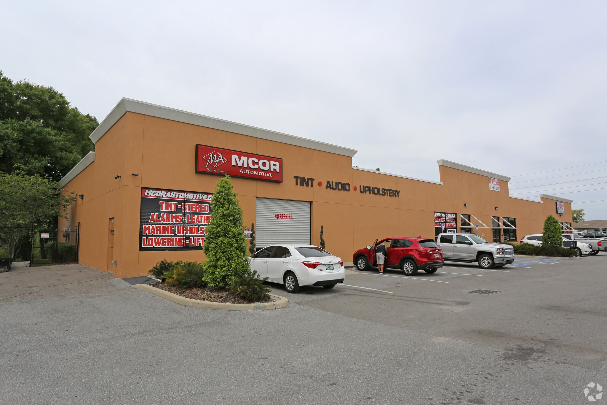 21126 State Road 54, Lutz, FL for sale Primary Photo- Image 1 of 1