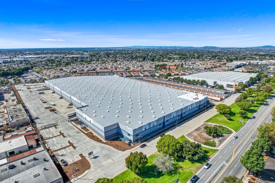 12352 Whittier Blvd, Whittier, CA for sale - Building Photo - Image 3 of 8