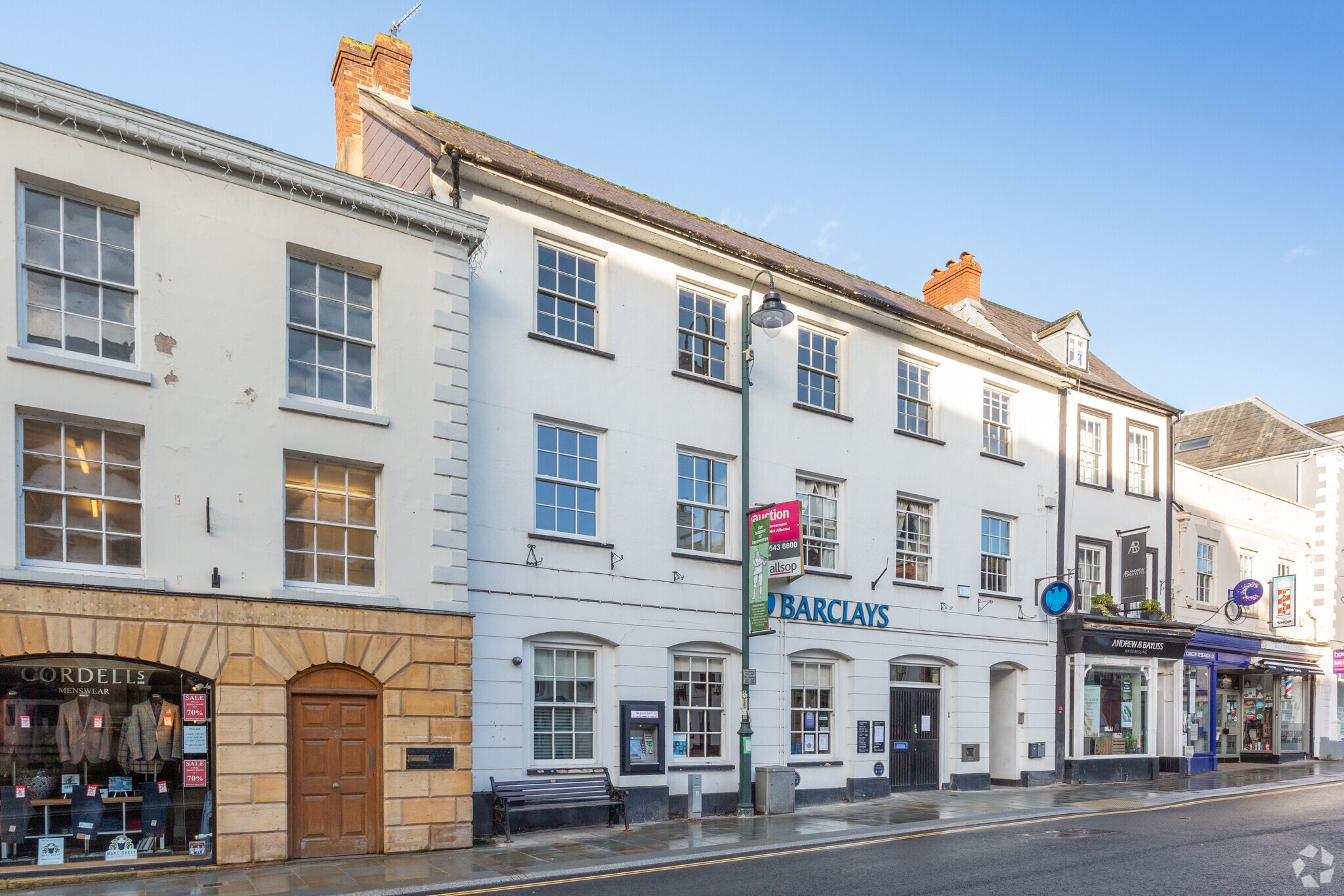 17-18 Agincourt Sq, Monmouth for sale Primary Photo- Image 1 of 1