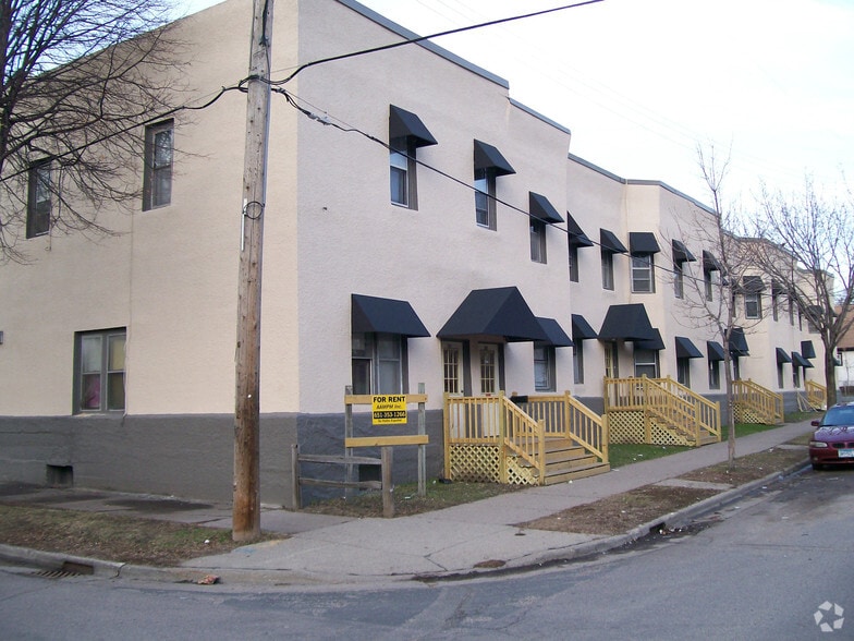 301 17th Ave NE, Minneapolis, MN for sale - Building Photo - Image 2 of 8