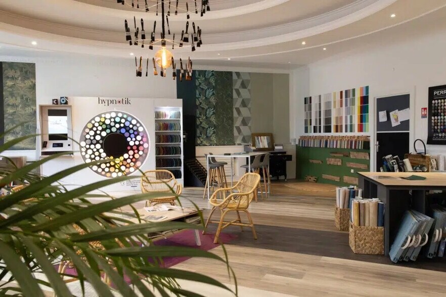 Flex in Chalon-sur-Saône for lease - Interior Photo - Image 2 of 3