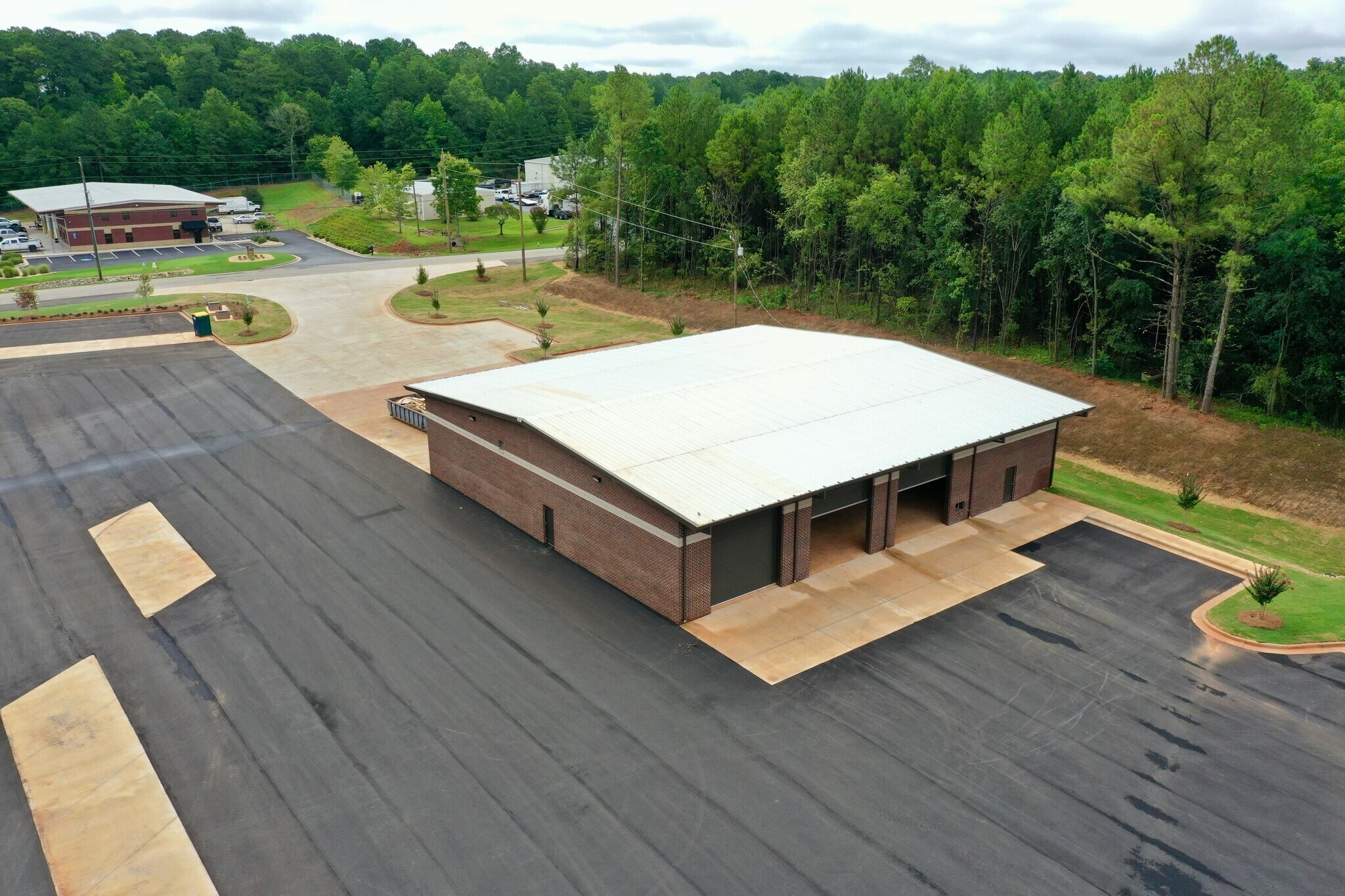 570 Steele dr, Hampton, GA for sale Primary Photo- Image 1 of 12