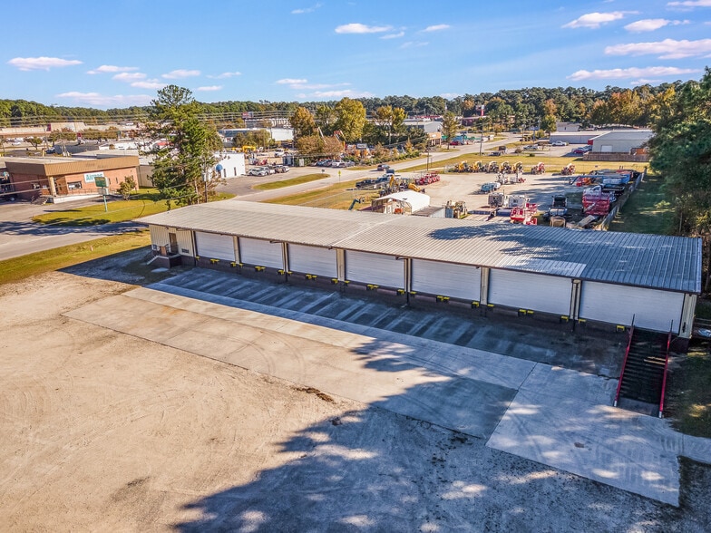 161 Center St, Jacksonville, NC for lease - Building Photo - Image 2 of 43