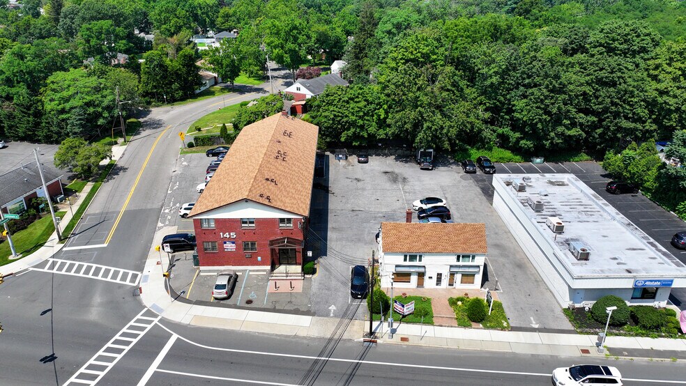 145 Commack Rd, Commack, NY for sale - Building Photo - Image 1 of 1
