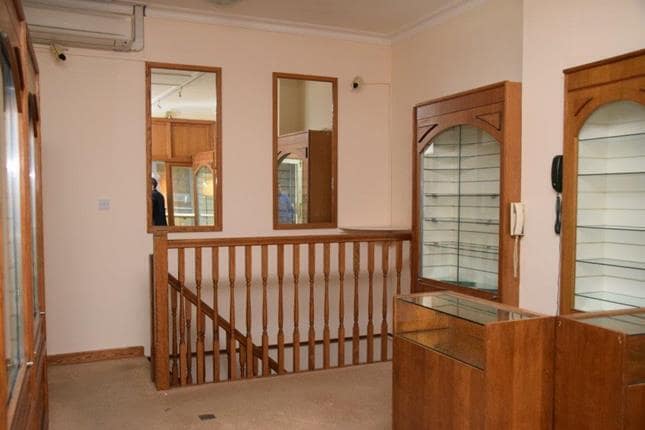11 Thoroughfare, Ipswich for lease Interior Photo- Image 1 of 2