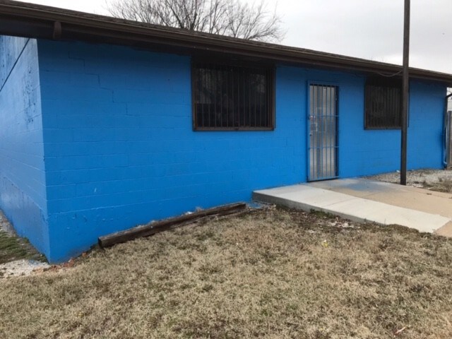 821 W College St, Springfield, MO for sale - Other - Image 1 of 1