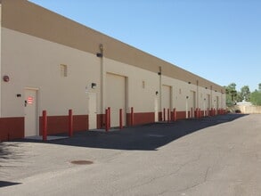 1060 N Eliseo Felix Jr Way, Avondale, AZ for lease Building Photo- Image 2 of 5