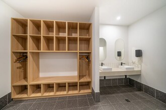 259 Montague Rd, WEST END for lease Interior Photo- Image 2 of 3