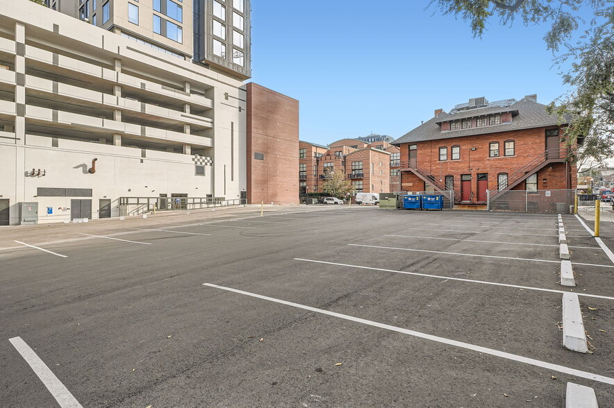 901-907 Acoma St, Denver, CO for lease - Building Photo - Image 3 of 20