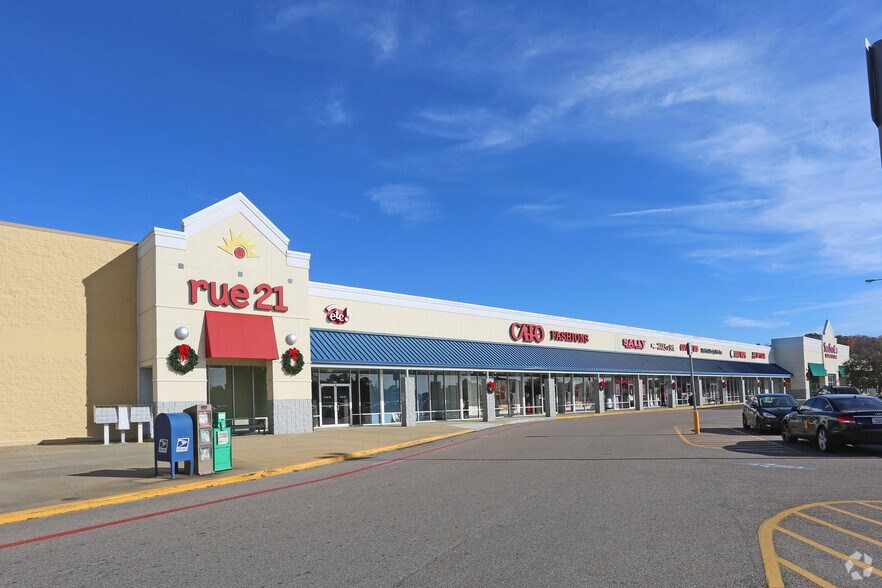 1919-1943 Cobbs Ford Rd, Prattville, AL for sale - Primary Photo - Image 1 of 1